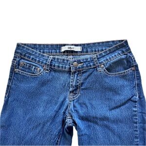 Klique B Low Rise Stretch Whiskering Fading Size 9 Regular Blue Skinny Jeans